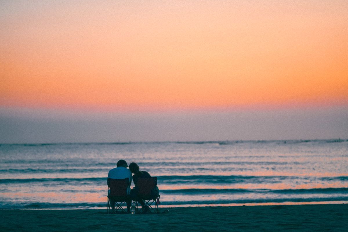 Beach and Lake Days: Avoiding Back Strain From Coolers, Low Chairs, and Bags
